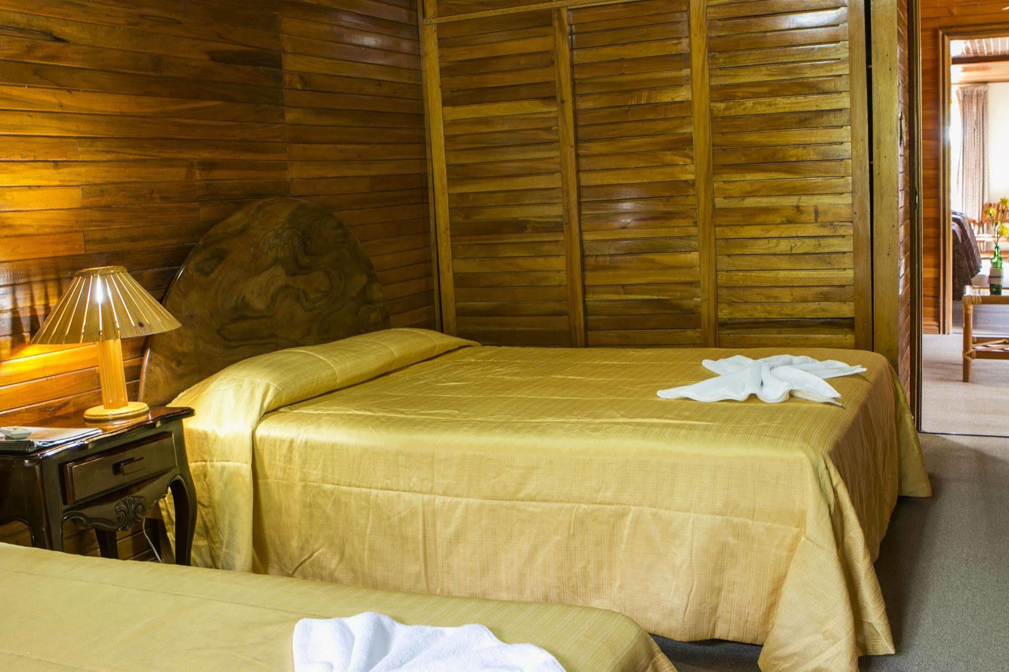 Santa Elena Lodge Cuajiniquil Eksteriør bilde