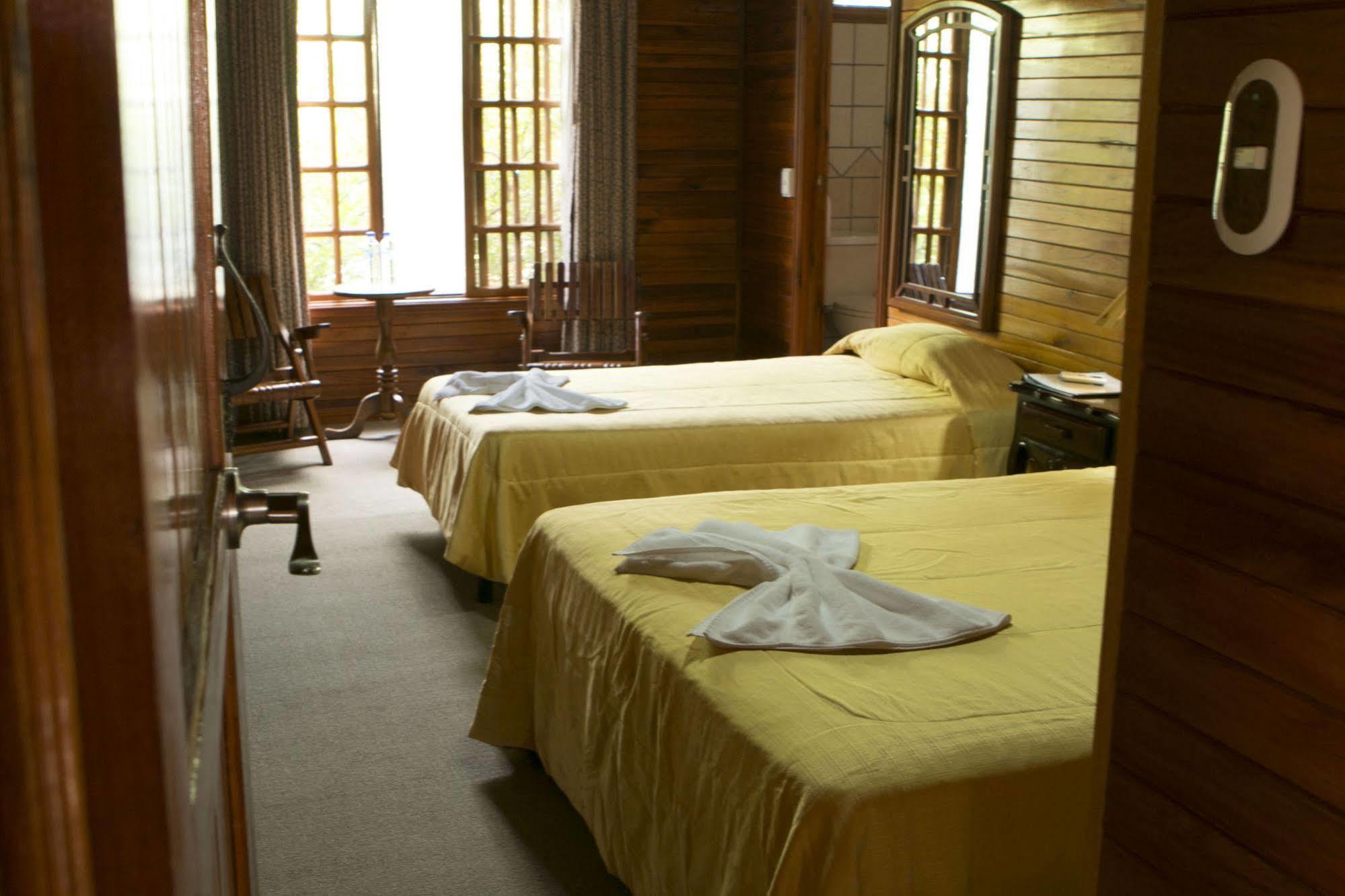 Santa Elena Lodge Cuajiniquil Eksteriør bilde